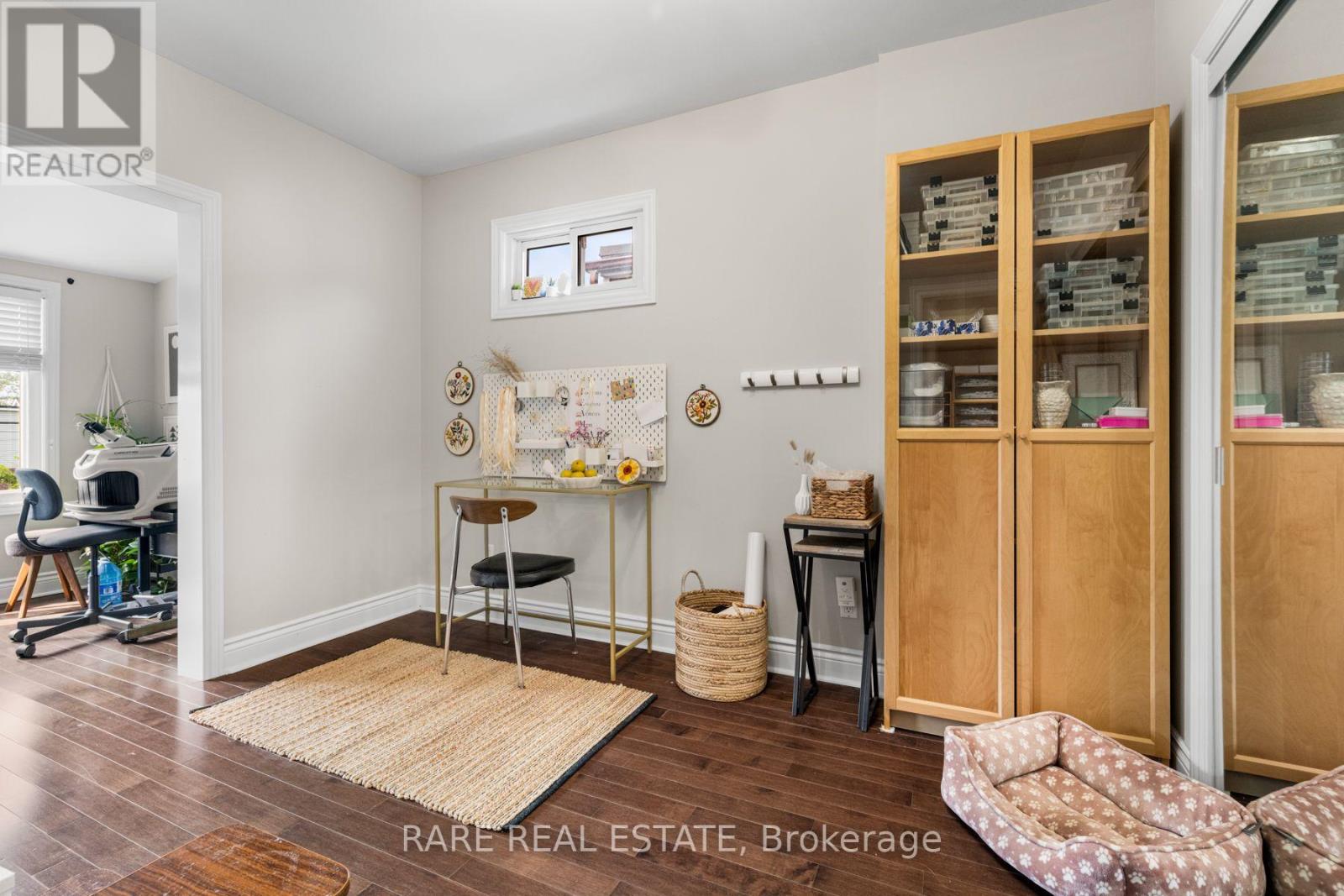 615 Miverton Boulevard, Toronto, Ontario  M4C 1X8 - Photo 22 - E13600524