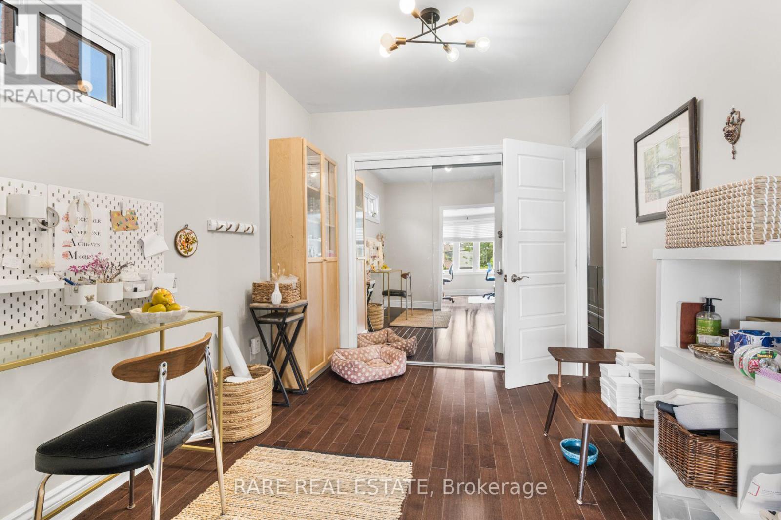 615 Miverton Boulevard, Toronto, Ontario  M4C 1X8 - Photo 23 - E13600524