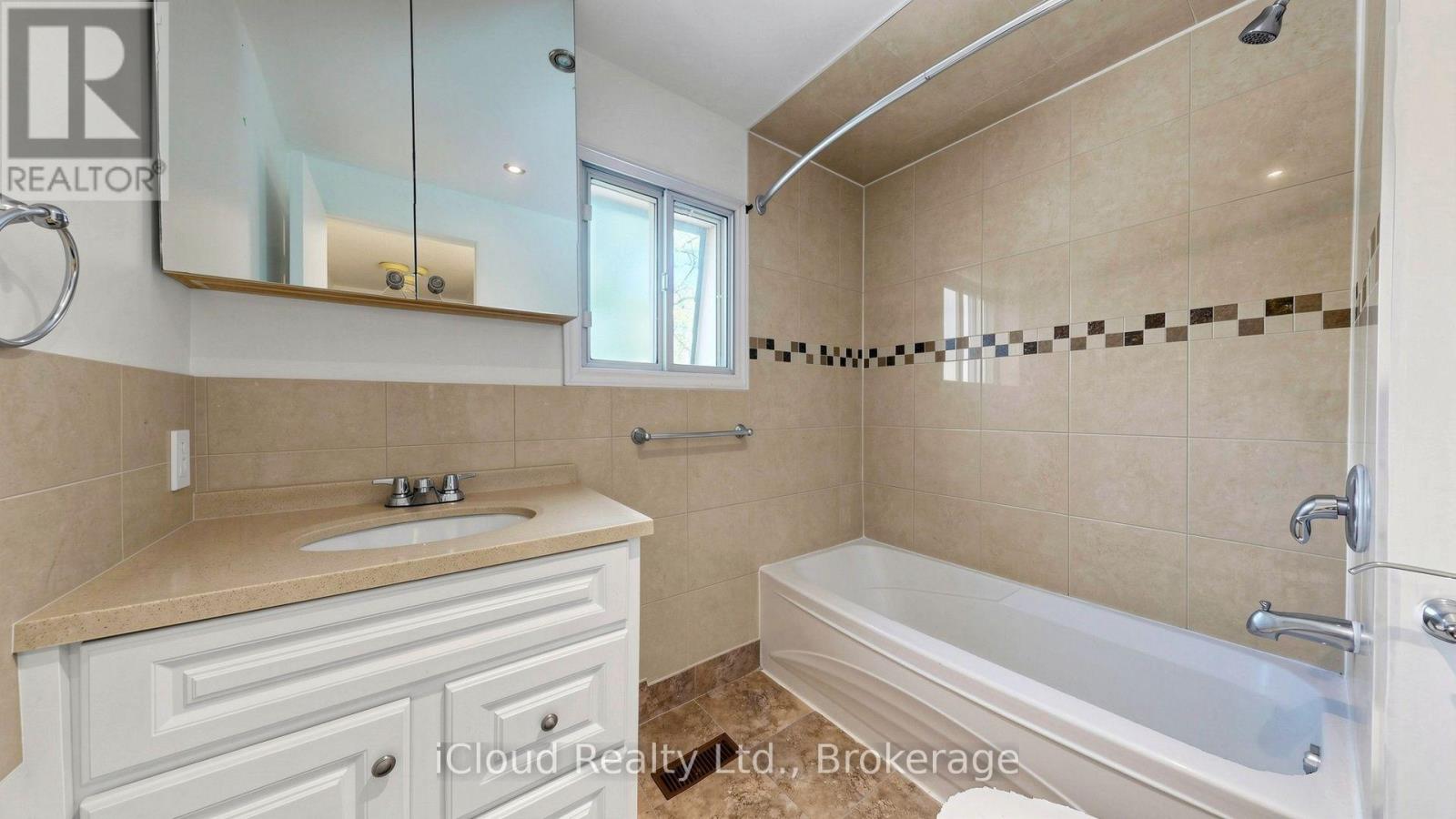 120 - 371 Orton Park, Toronto, Ontario  M1G 3V1 - Photo 27 - E13600530
