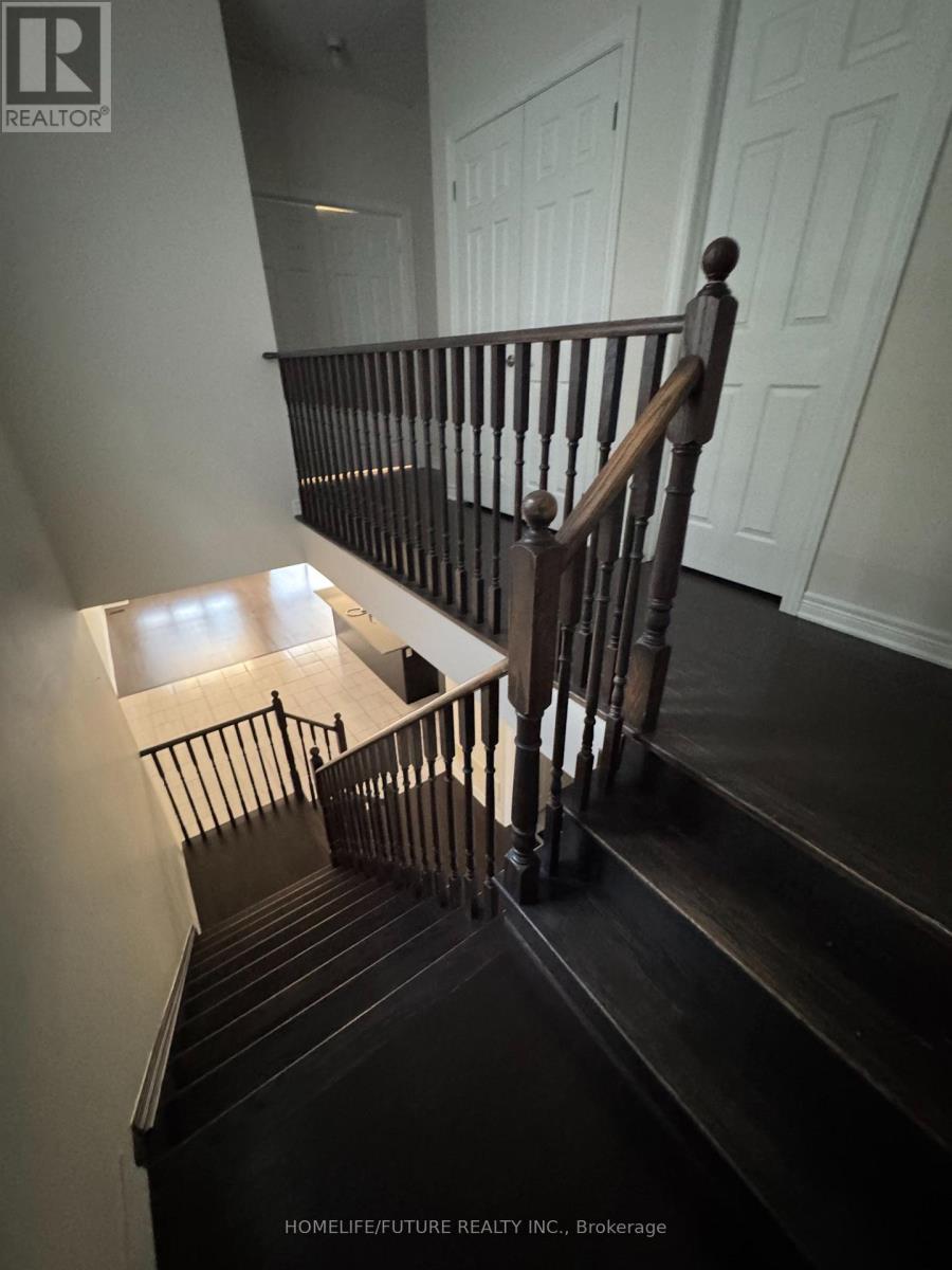 93 Titan Trail, Markham, Ontario  L3S 0E4 - Photo 4 - N13600514