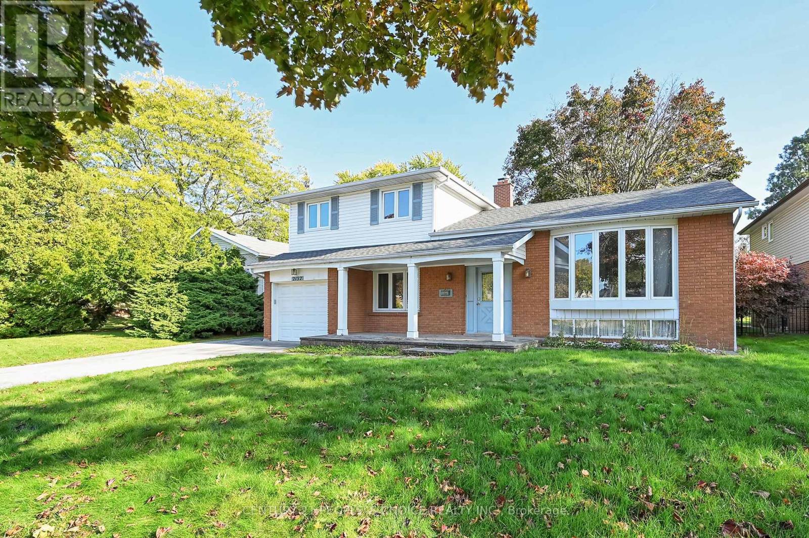 2132 HIXON STREET, Oakville, Ontario