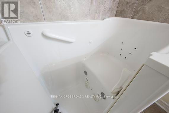 204 - 52 Sidney Belsey Crescent, Toronto, Ontario  M6M 5J1 - Photo 20 - W13535840