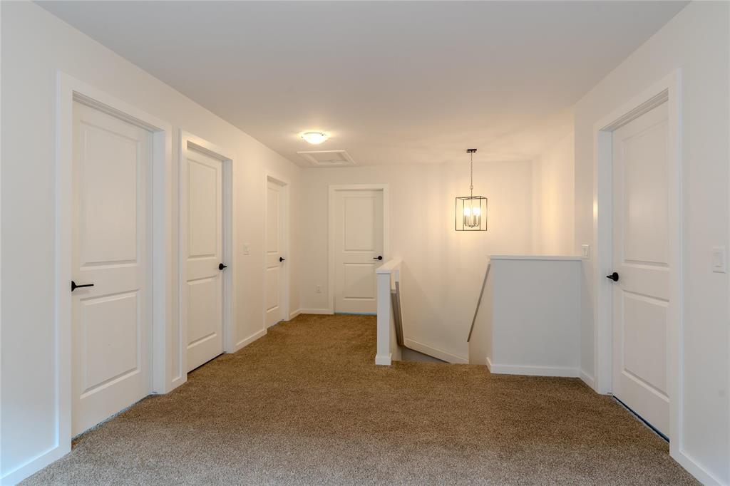 259 Orion Crescent, Winnipeg, Manitoba  R2V 5E7 - Photo 7 - 202618442