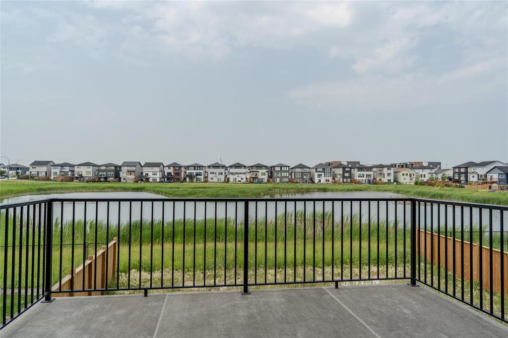 259 Orion Crescent, Winnipeg, Manitoba  R2V 5E7 - Photo 4 - 202618442