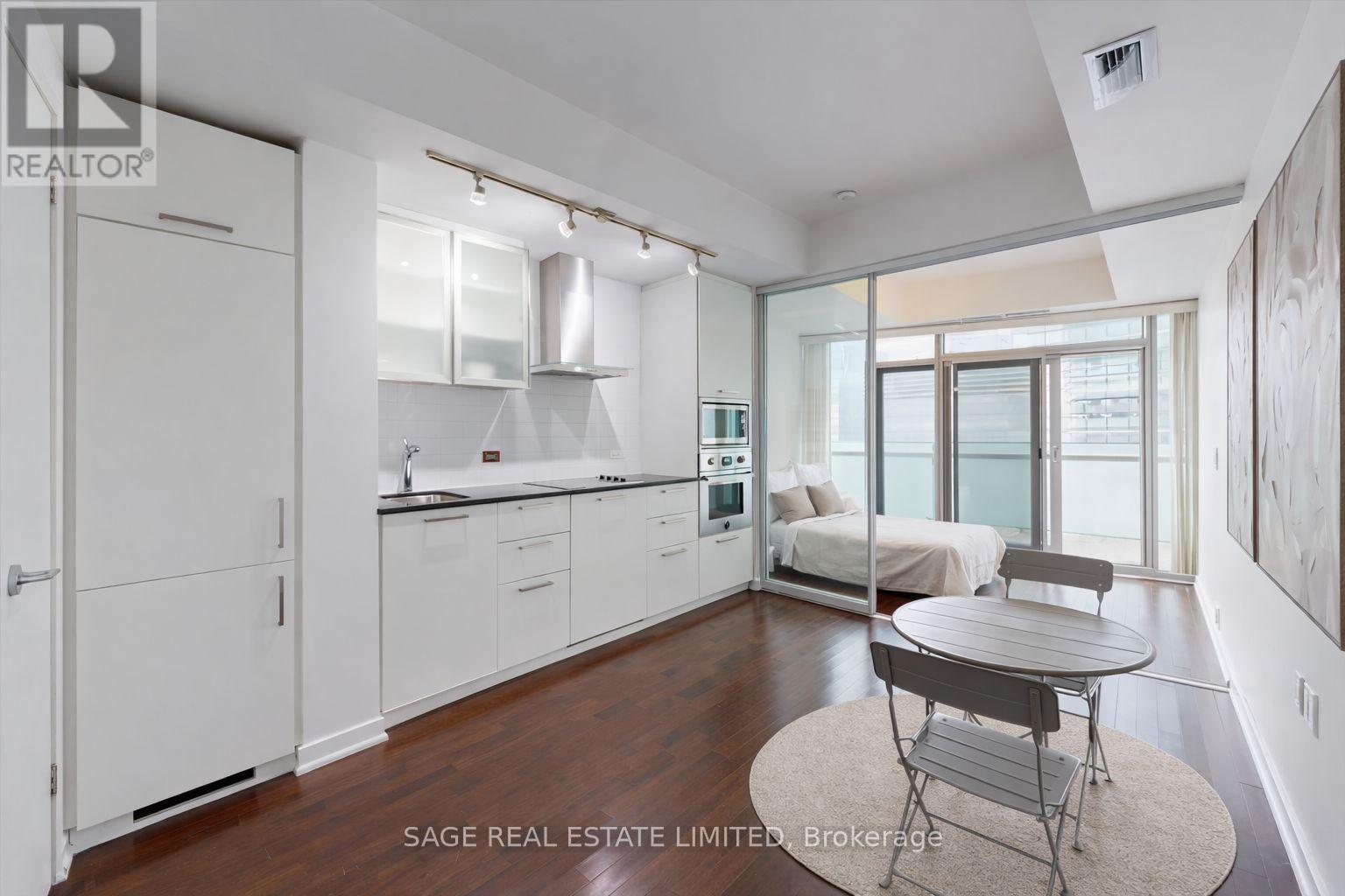 3608 - 12 York Street, Toronto, Ontario  M5J 0A9 - Photo 3 - C13600586