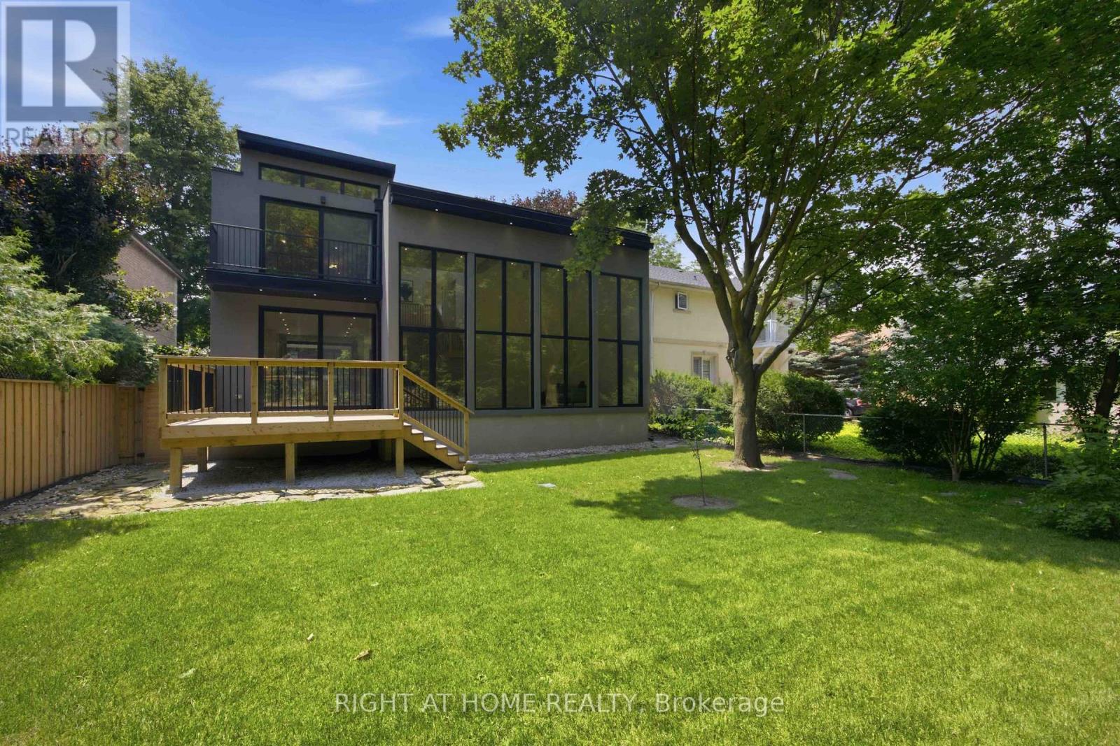 41 Bonnyview Drive, Toronto, Ontario  M8Y 3G7 - Photo 48 - W13600558