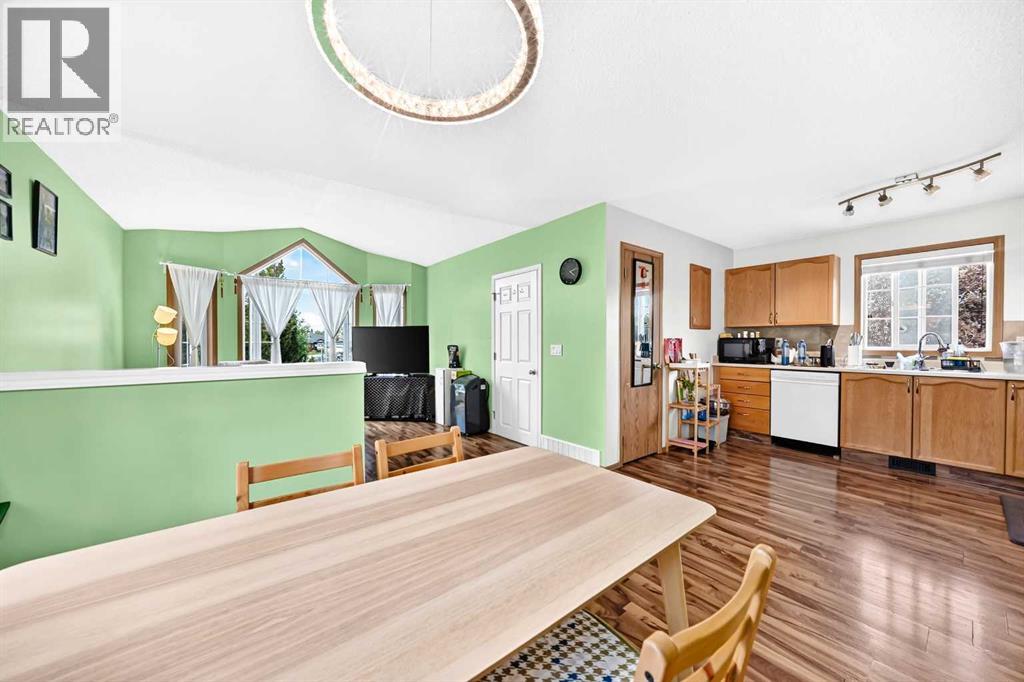 96 Covington Court NE, Calgary, Alberta  T3K 4L9 - Photo 13 - A2329434
