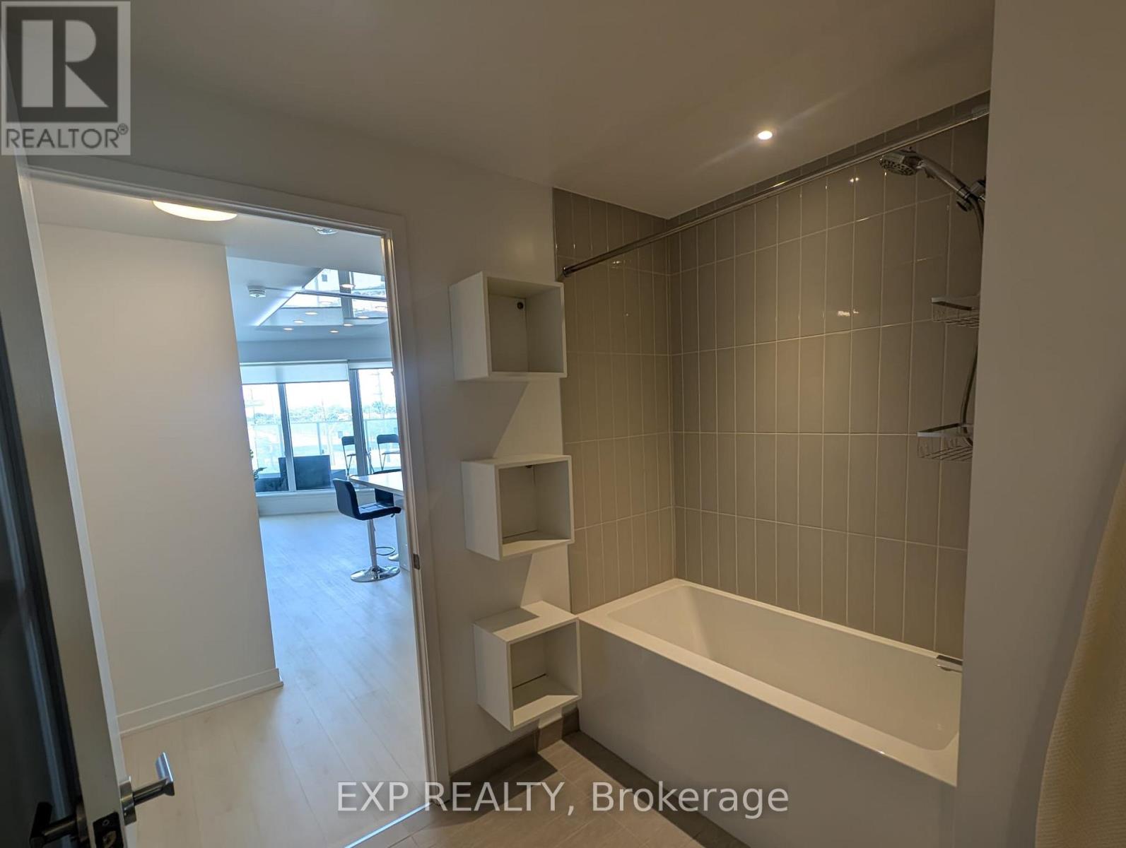 205 - 3900 Confederation Parkway, Mississauga, Ontario  L5B 0M3 - Photo 12 - W13591520