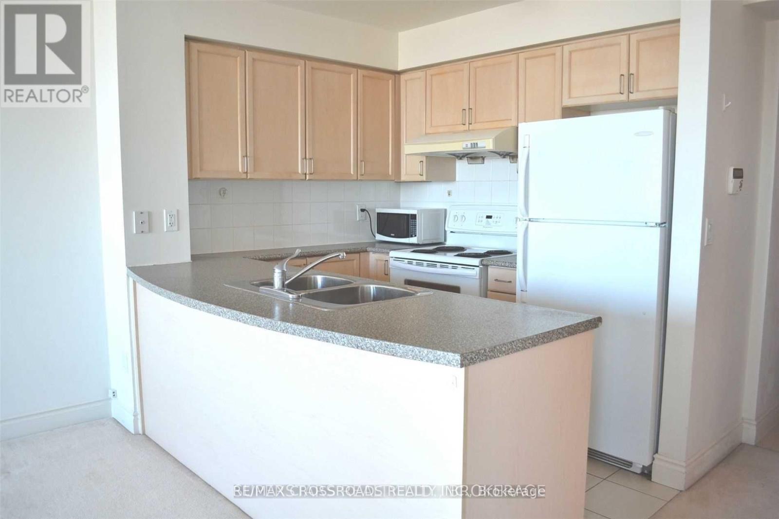 2505 - 60 Brian Harrison Way, Toronto, Ontario  M1P 5J5 - Photo 5 - E13600602