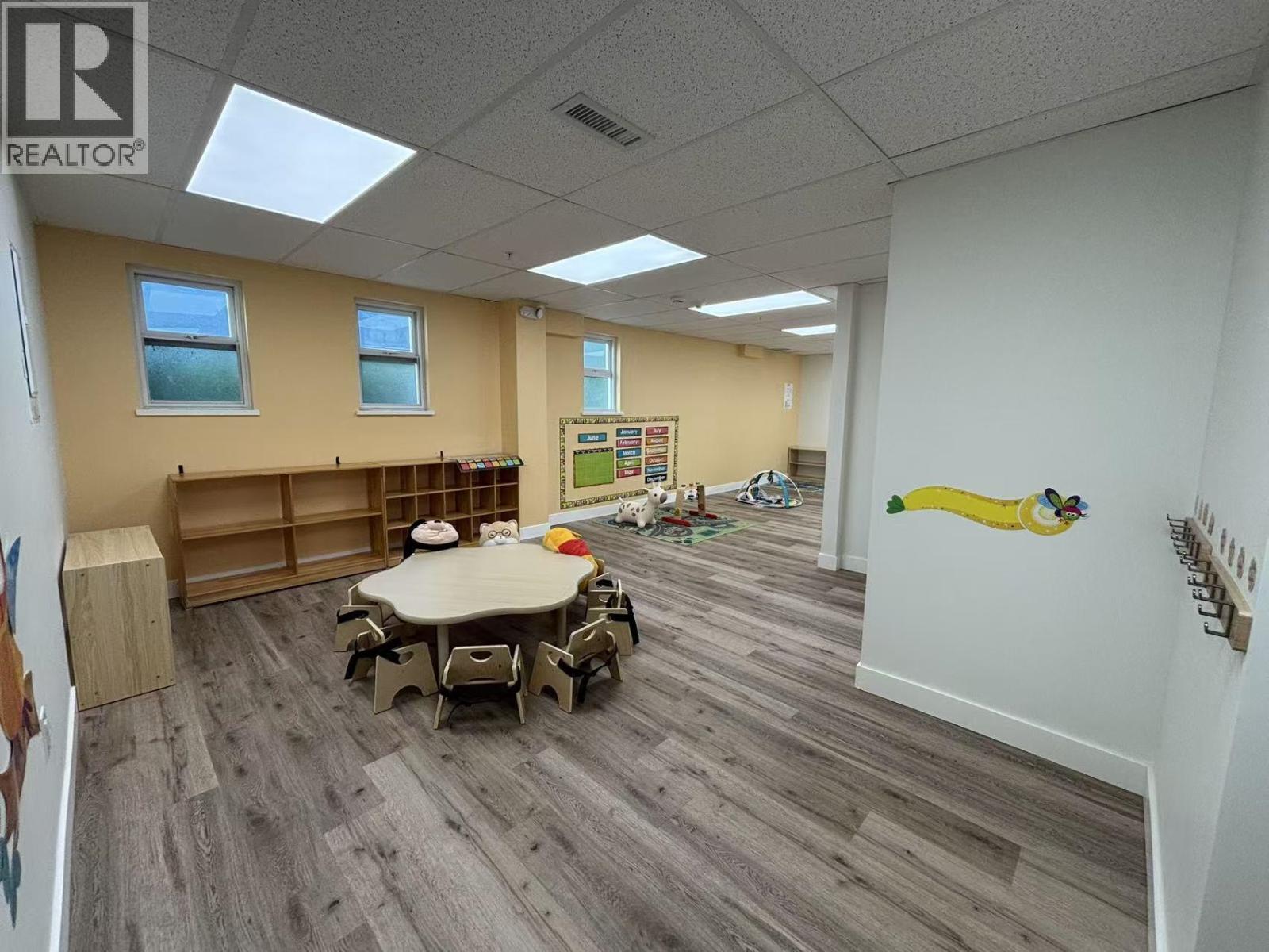 Unknown Address, ,    - Photo 5 - C8080680