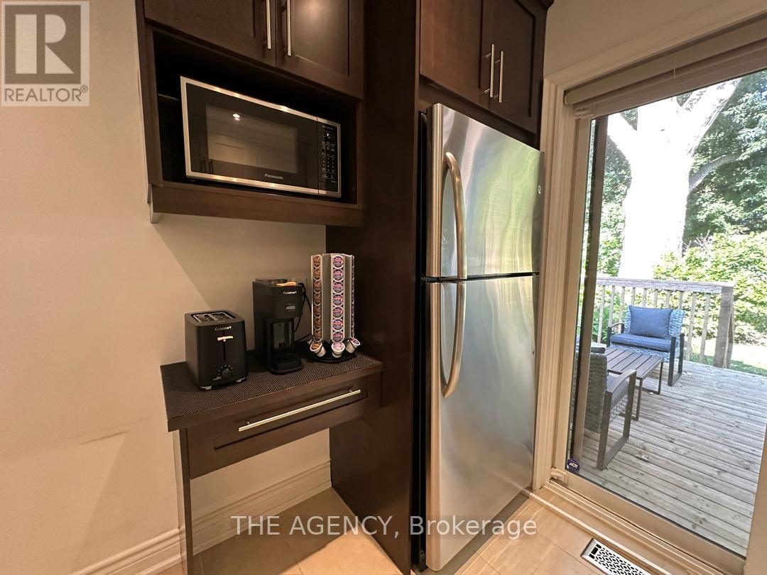57 Highfield Road, Toronto, Ontario M4L 2T9 - Photo 10 - E13527488