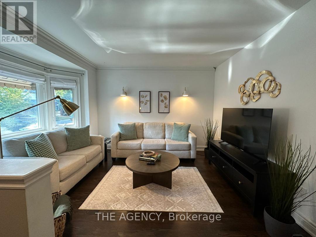 57 Highfield Road, Toronto, Ontario M4L 2T9 - Photo 3 - E13527488