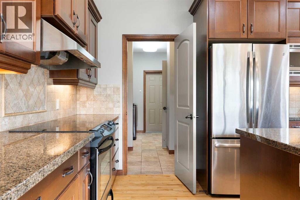183 Sunset Close, Cochrane, Alberta  T4C 0B2 - Photo 14 - A2328673