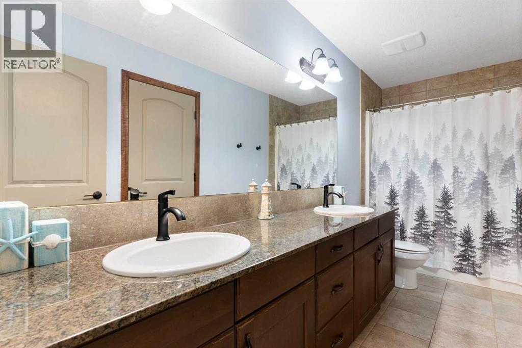183 Sunset Close, Cochrane, Alberta  T4C 0B2 - Photo 21 - A2328673