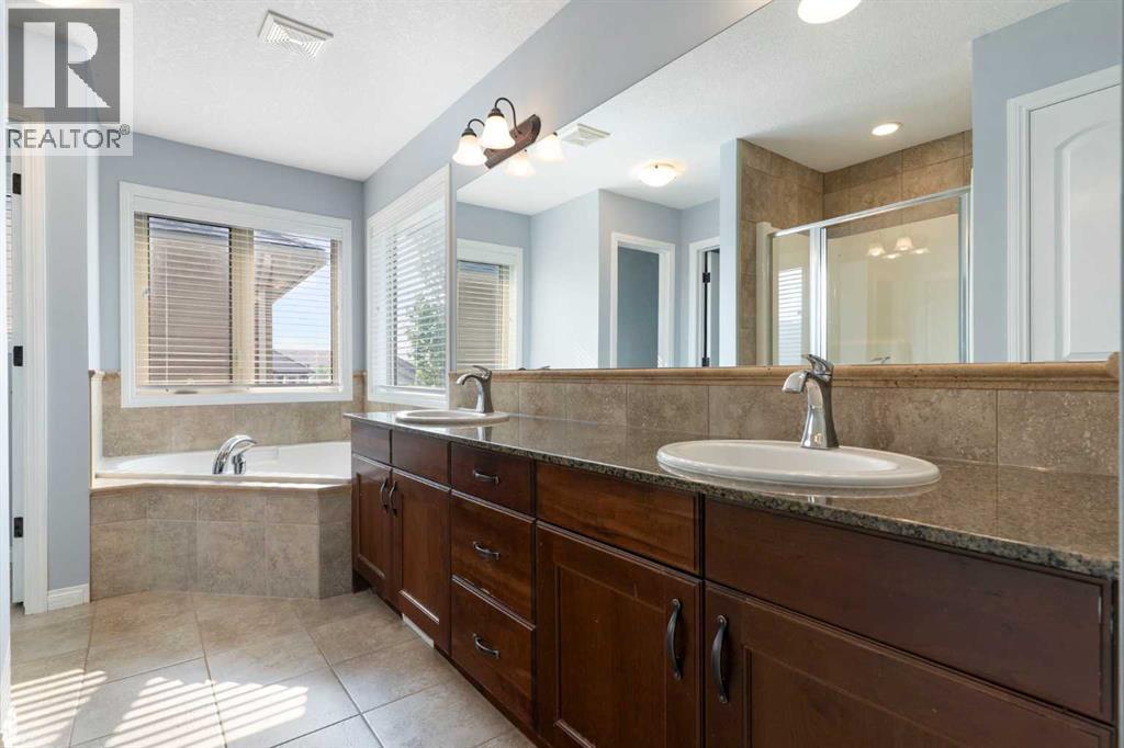 183 Sunset Close, Cochrane, Alberta  T4C 0B2 - Photo 30 - A2328673