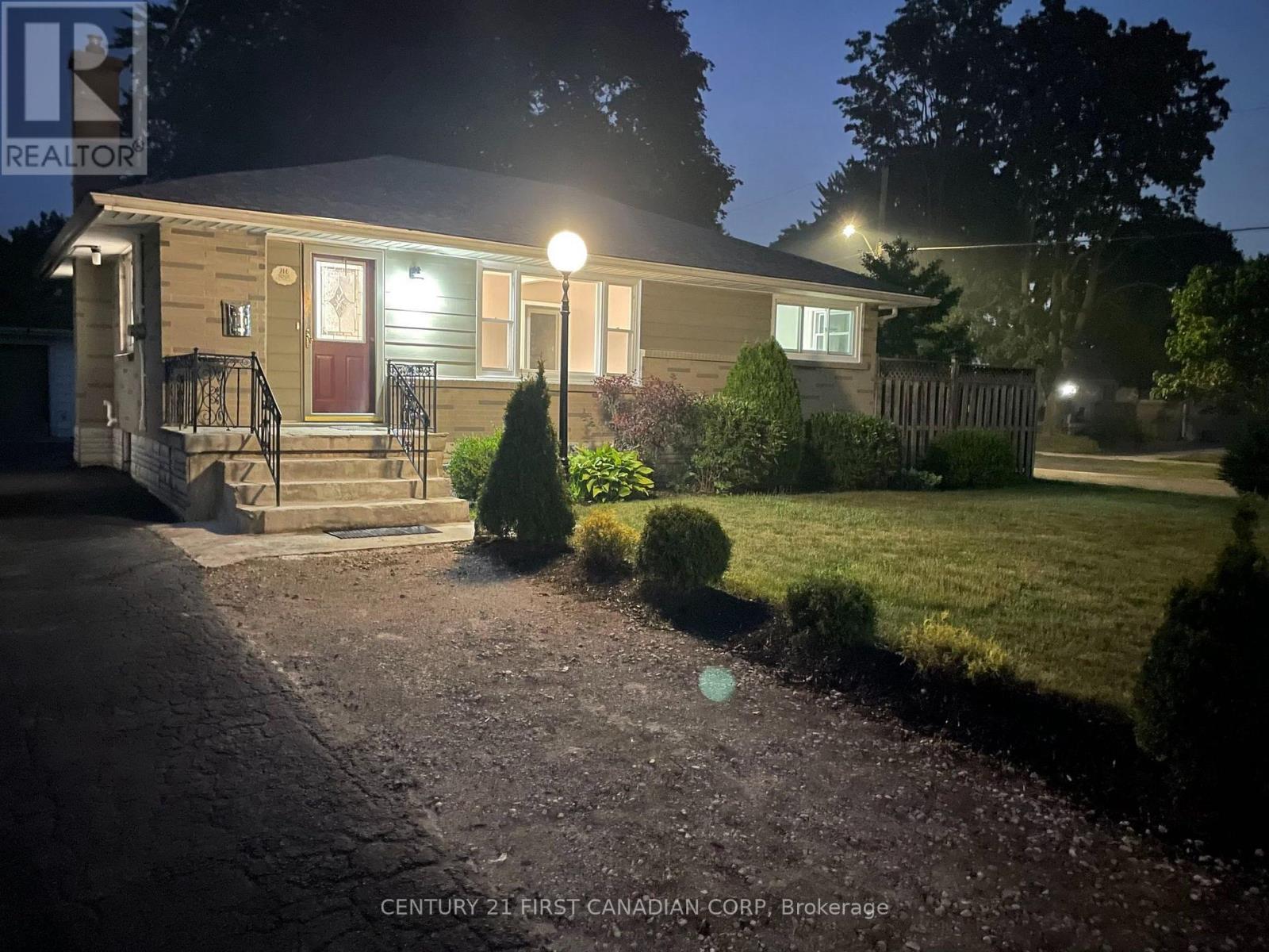 216 WINNIPEG STREET, London East, Ontario