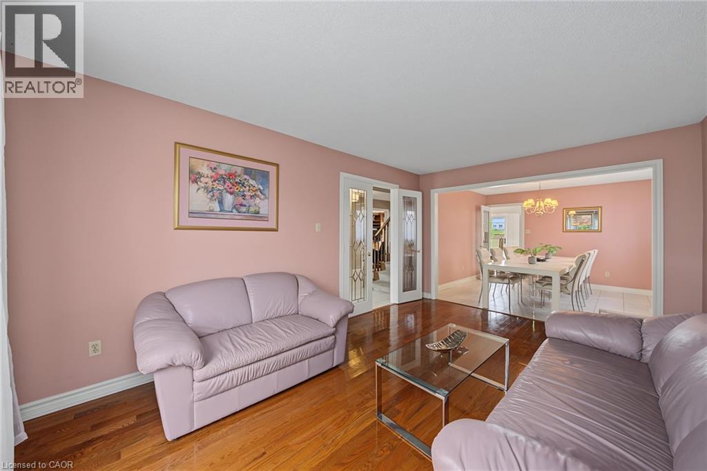 2 Cresthaven Drive, Stoney Creek, Ontario  L8E 4S4 - Photo 18 - 40849414