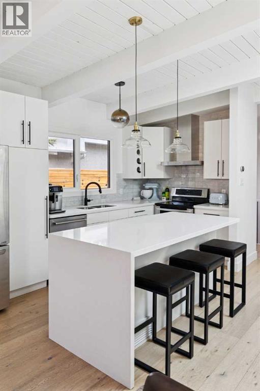 735 53 Avenue SW, Calgary, Alberta  T2V 0C4 - Photo 7 - A2327614
