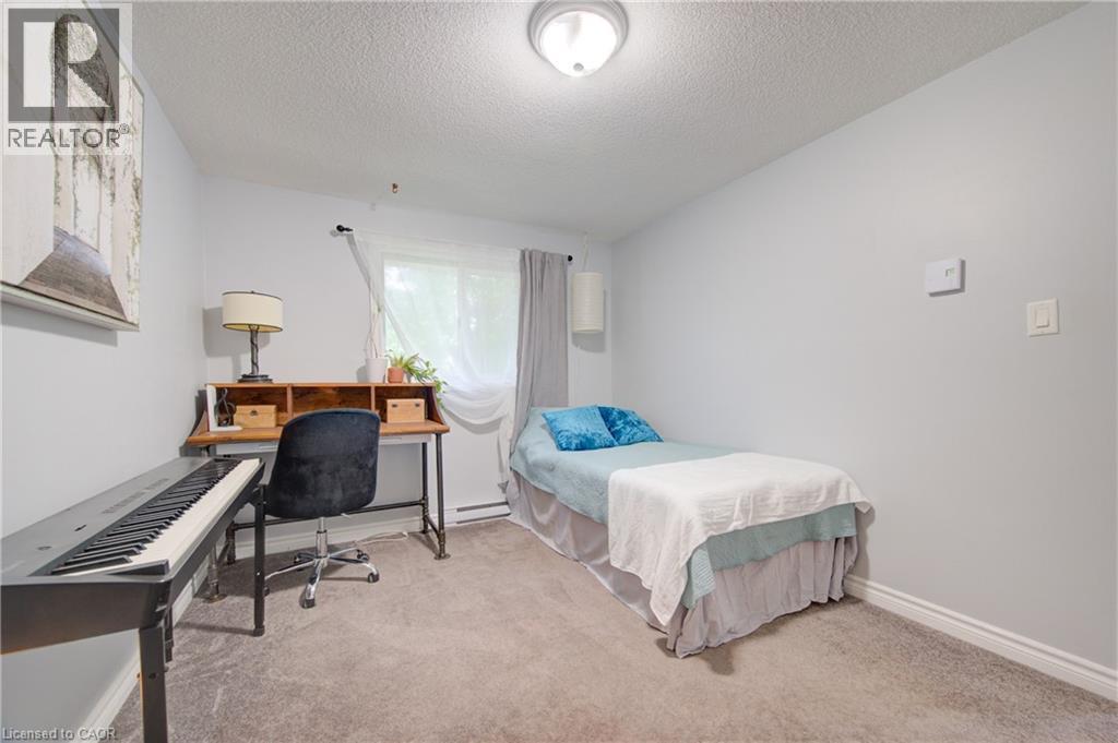250 Dinison Crescent, Kitchener, Ontario  N2E 3G8 - Photo 25 - 40847267