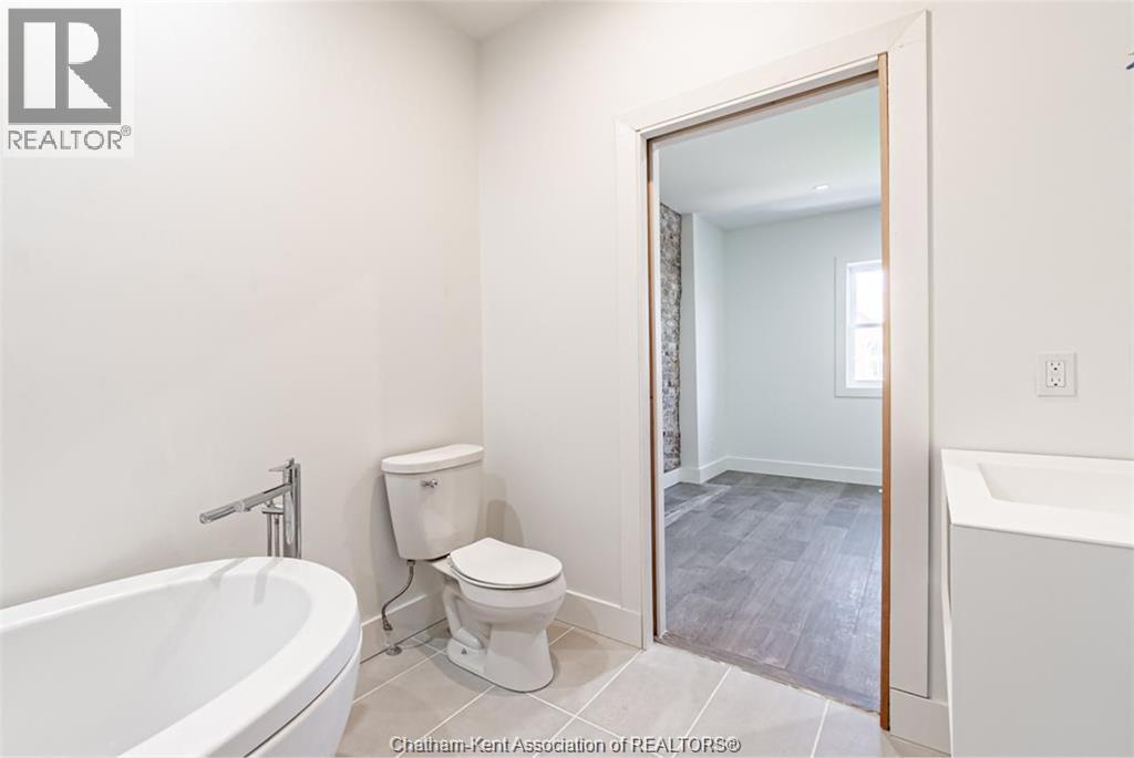 71 King Street East Unit# 203, Chatham, Ontario  N7M 1C7 - Photo 7 - 26017777