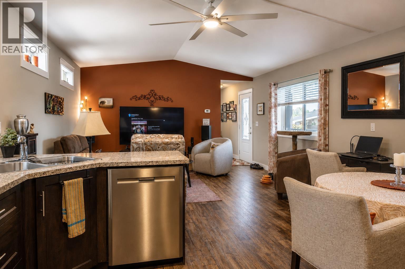 49 11973 Pinyon Drive, Pitt Meadows, British Columbia  V3Y 1Z3 - Photo 4 - R3149617