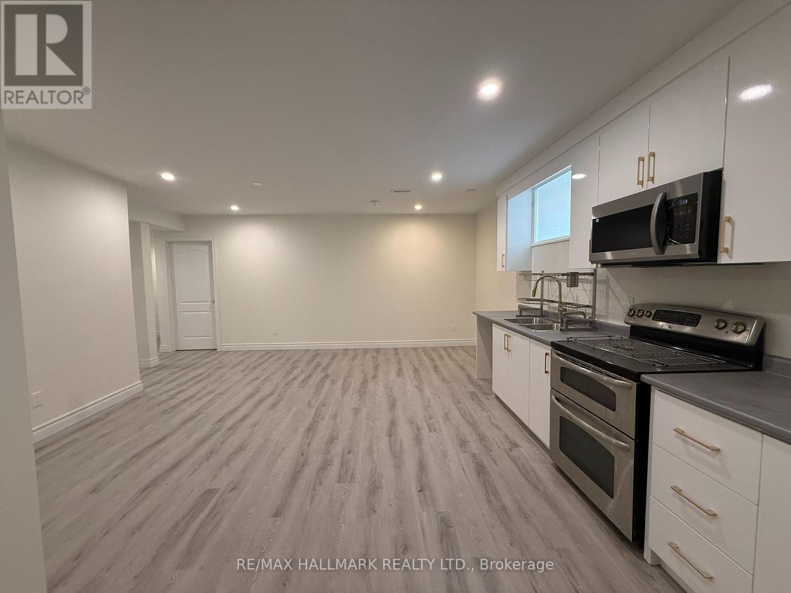 43 Oak Avenue, Richmond Hill, Ontario  L4C 6R5 - Photo 12 - N13600684