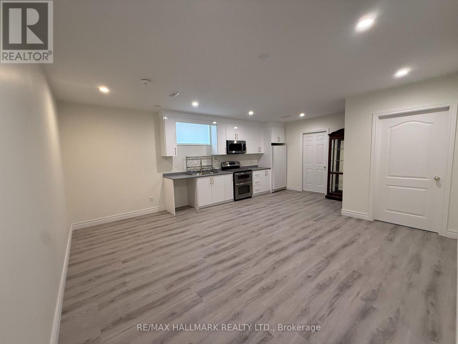 43 Oak Avenue, Richmond Hill, Ontario  L4C 6R5 - Photo 8 - N13600684