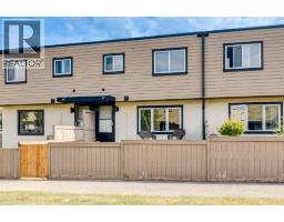 67, 3809 45 Street SW, Calgary, Alberta