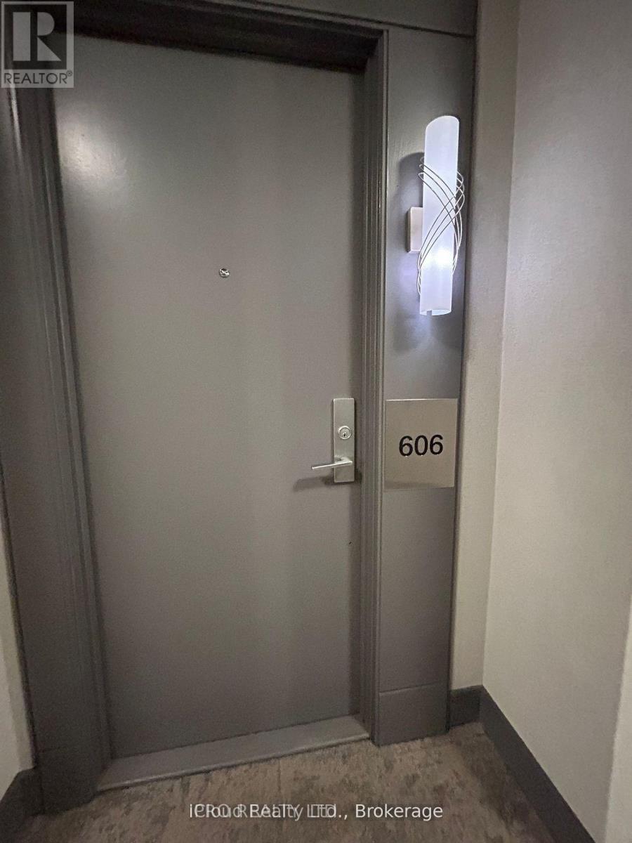 606 - 90 ABSOLUTE AVENUE, Mississauga (City Centre)