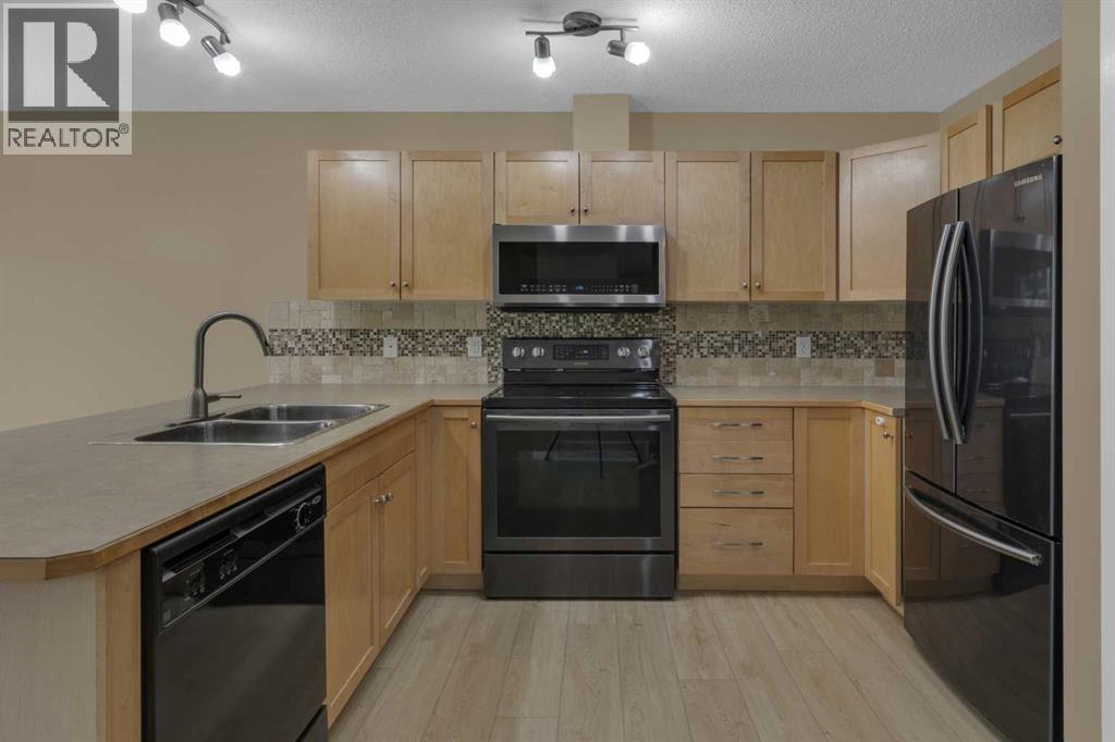 702, 800 Yankee Valley Boulevard SE, Airdrie, Alberta T4A 2L2 - Photo 4 - A2327841