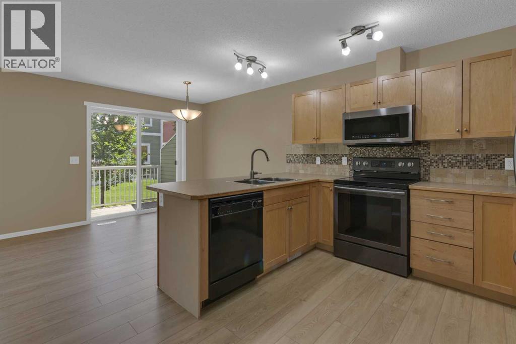702, 800 Yankee Valley Boulevard SE, Airdrie, Alberta T4A 2L2 - Photo 3 - A2327841