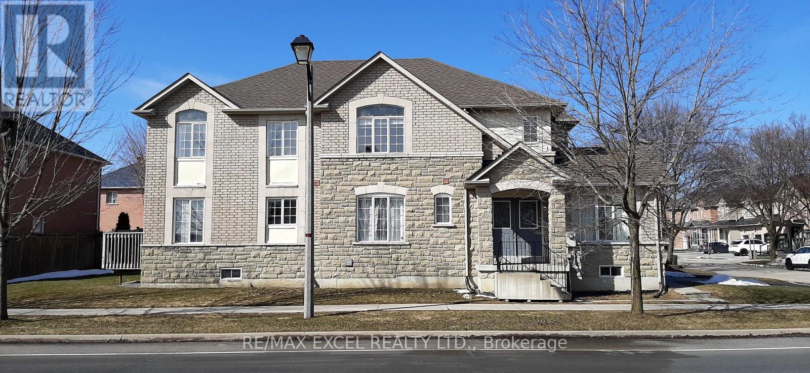 131 CYNTHIA JEAN STREET, Markham (Berczy)