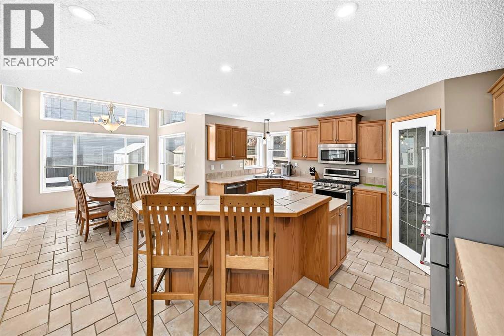3767 Springbank Drive SW, Calgary, Alberta  T3H 4J5 - Photo 6 - A2328370