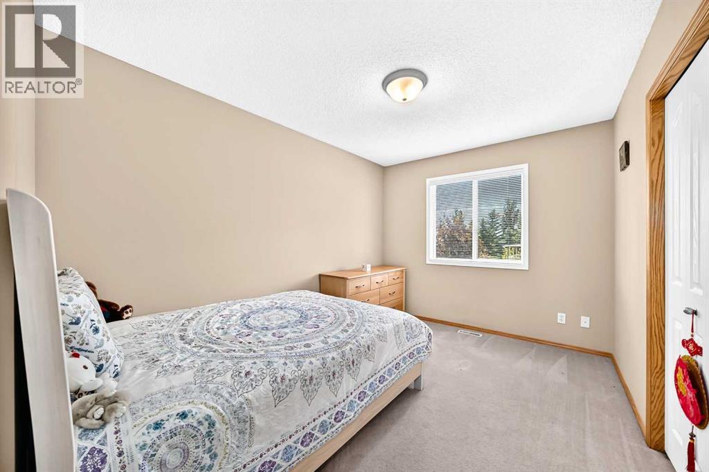 3767 Springbank Drive SW, Calgary, Alberta  T3H 4J5 - Photo 31 - A2328370