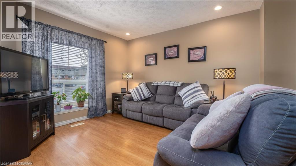 368 Springbank Avenue N Unit# 3, Woodstock, Ontario  N4T 1L1 - Photo 4 - 40842925