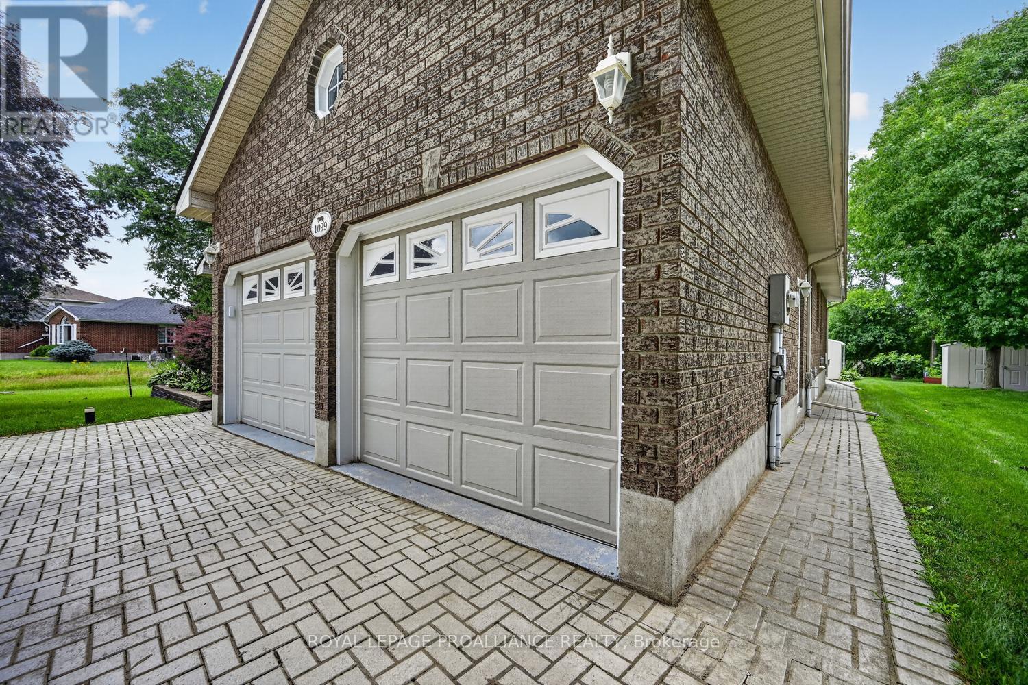 1099 Bridlewood Drive, Brockville, Ontario  K6V 7G2 - Photo 40 - X13600746