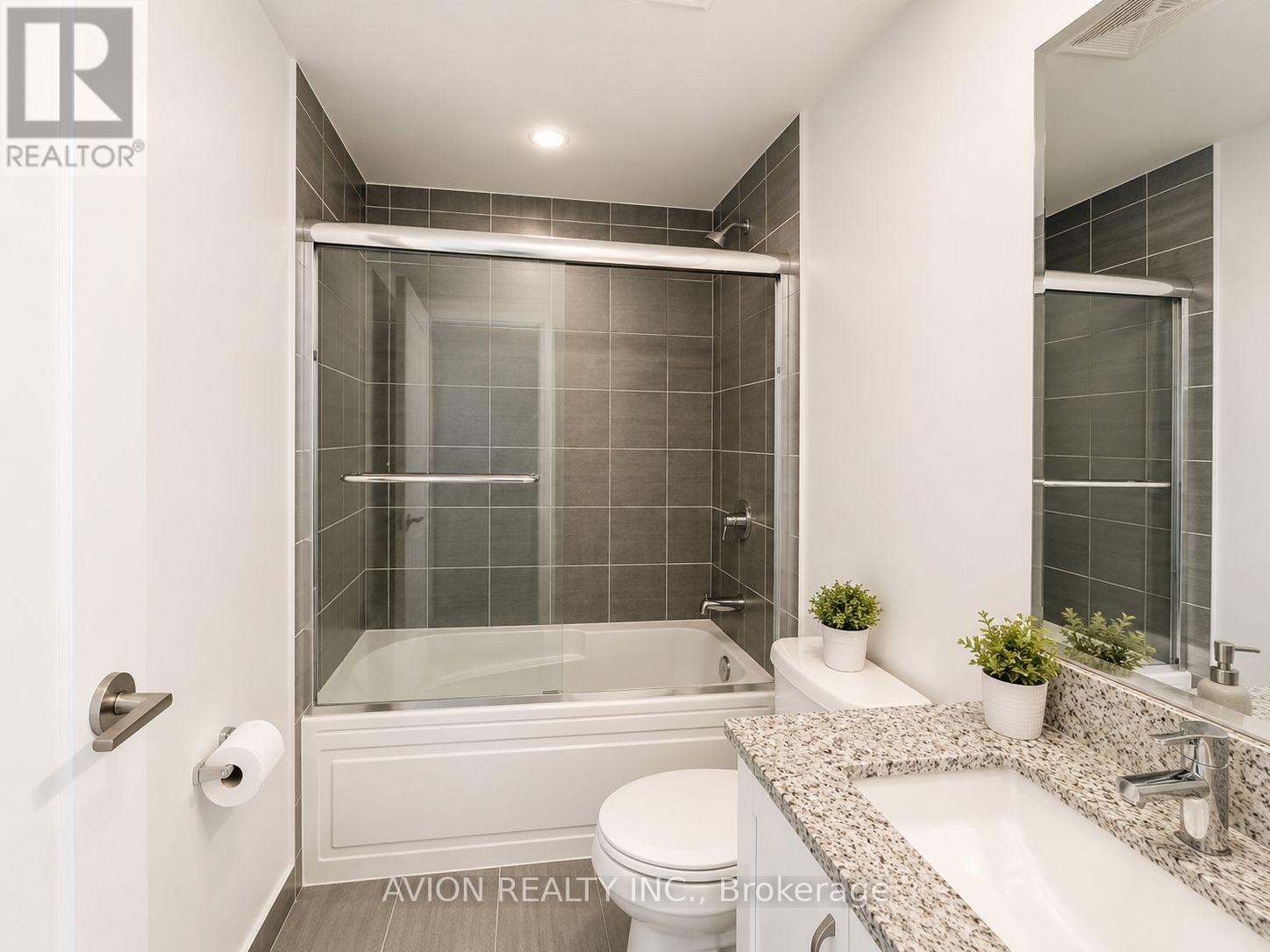 212 - 3220 Sheppard Avenue E, Toronto, Ontario  M1T 3K3 - Photo 3 - E13600736
