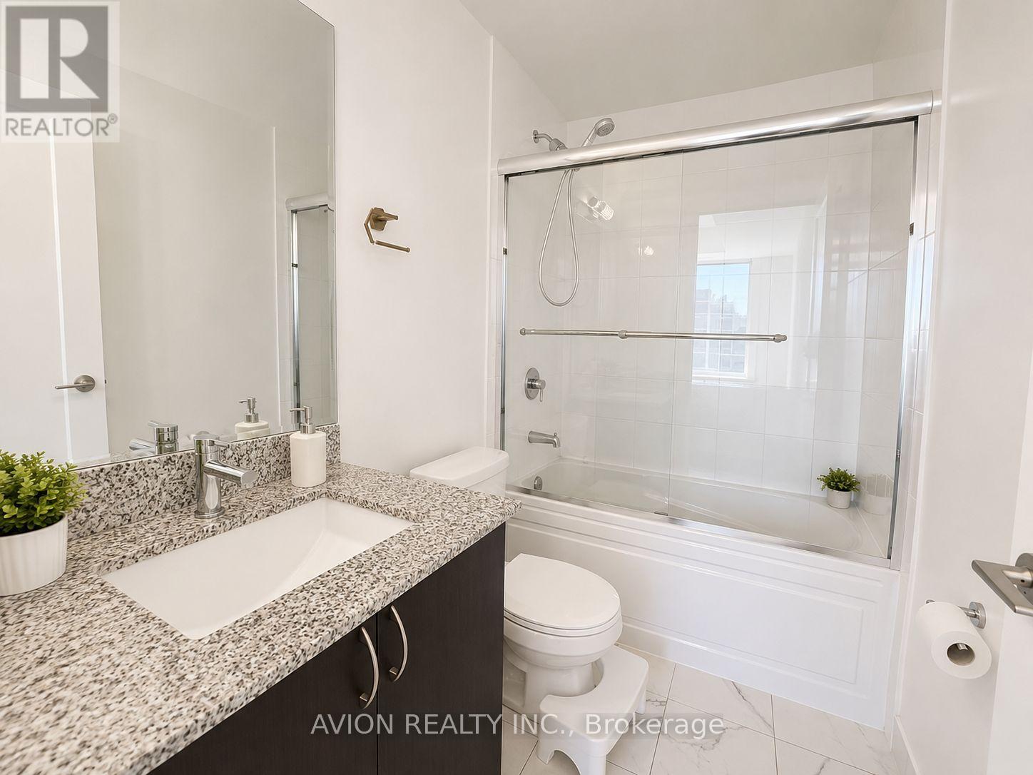 212 - 3220 Sheppard Avenue E, Toronto, Ontario  M1T 3K3 - Photo 5 - E13600736