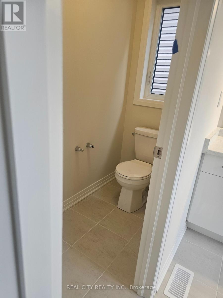 17 Norman Markle Street N, Brant, Ontario  N3L 0P8 - Photo 2 - X13600738