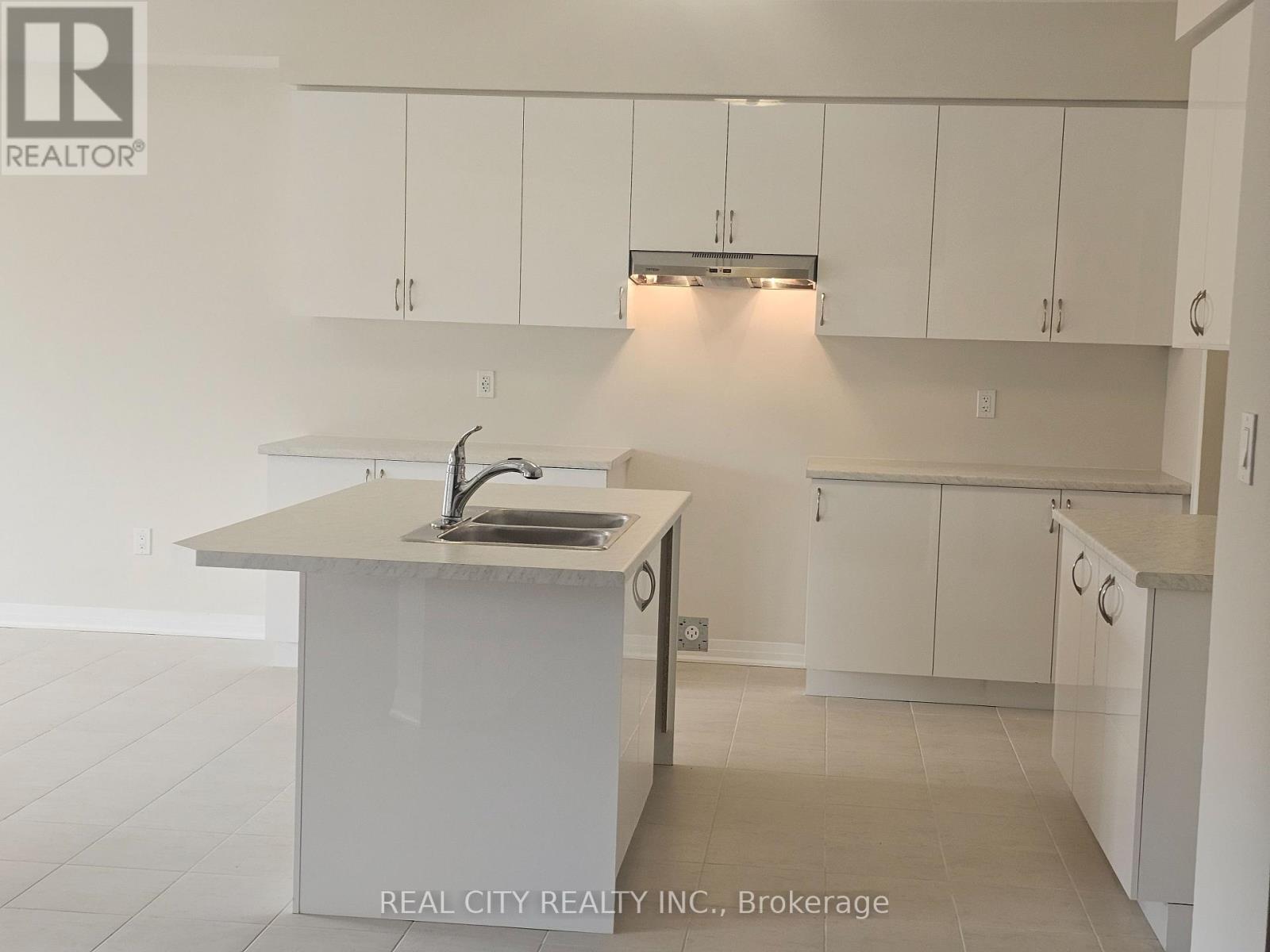 17 Norman Markle Street N, Brant, Ontario  N3L 0P8 - Photo 7 - X13600738