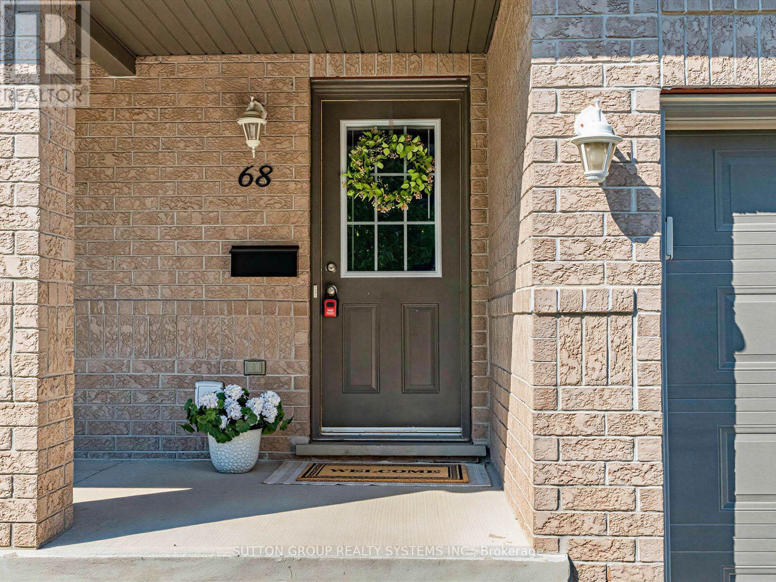 68 - 30 Vaughan Street, Guelph, Ontario  N1G 0B8 - Photo 2 - X13600758