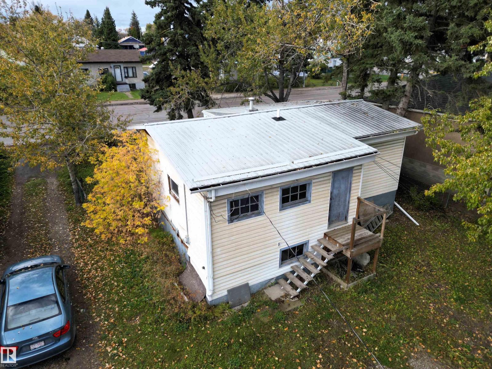 4615 4 Avenue, Edson, Alberta  T7E 1C2 - Photo 2 - E4500446