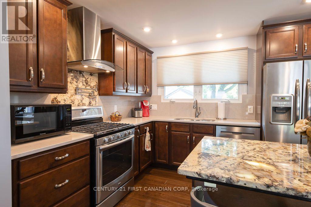252 Rapley Street, Strathroy-Caradoc, Ontario  N7G 3E6 - Photo 6 - X13600782