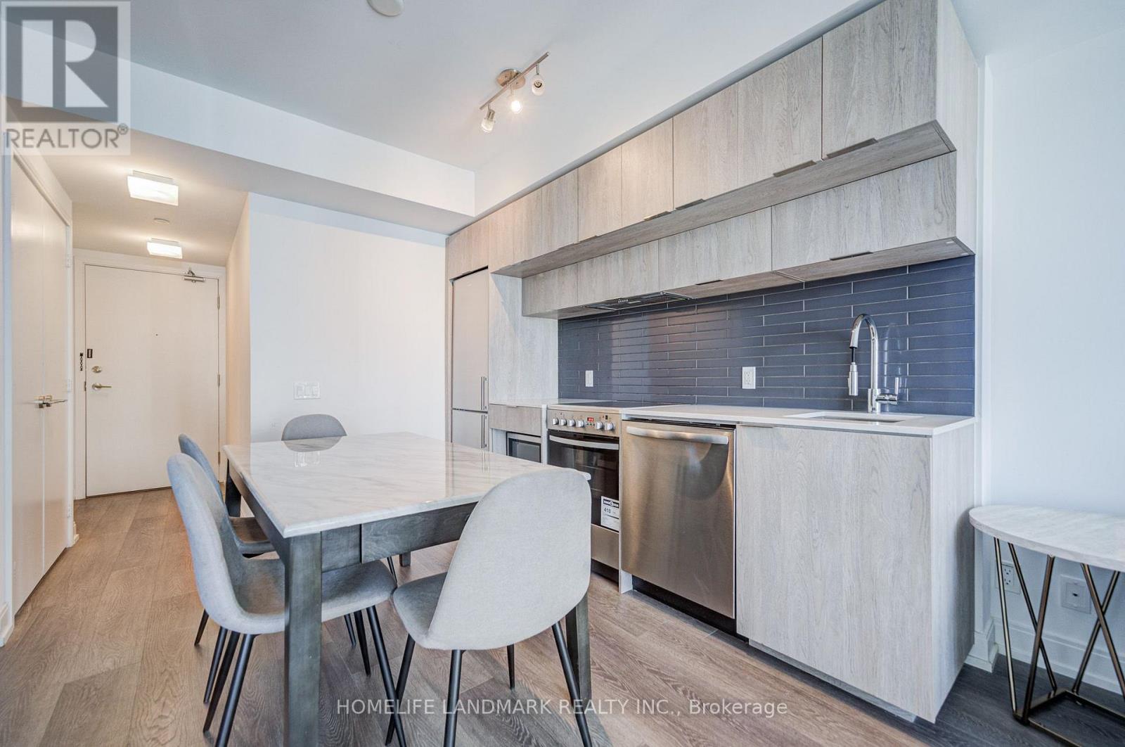 4301 - 181 Dundas Street, Toronto, Ontario  M5A 0N5 - Photo 3 - C13600776