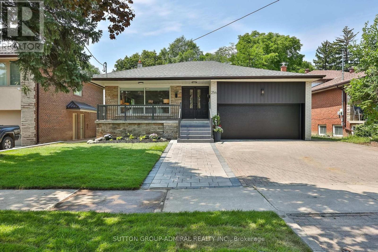 256 Torresdale Avenue, Toronto, Ontario  M2R 3E8 - Photo 2 - C13600778