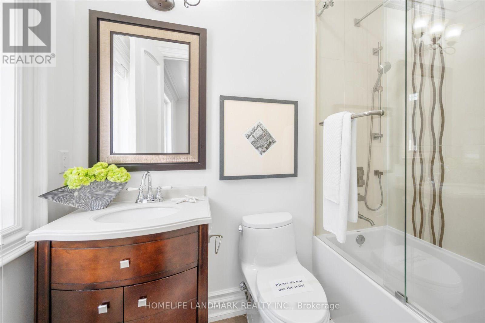92 Caines Avenue, Toronto, Ontario  M2R 2L3 - Photo 29 - C13600792