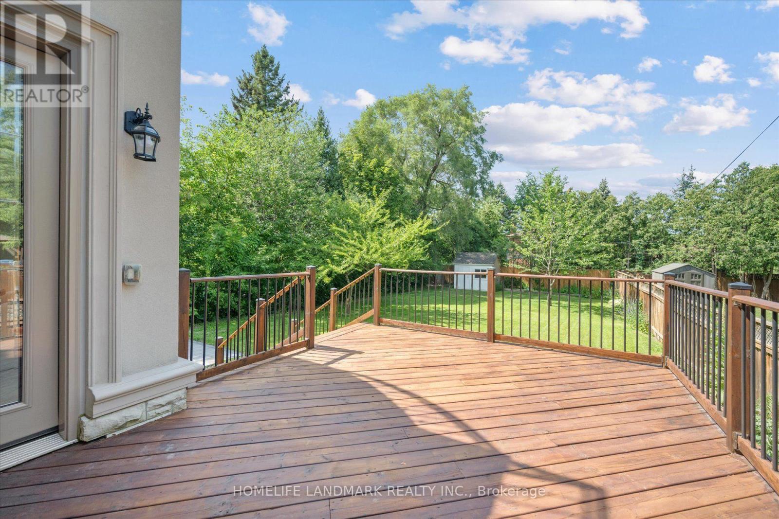92 Caines Avenue, Toronto, Ontario  M2R 2L3 - Photo 42 - C13600792