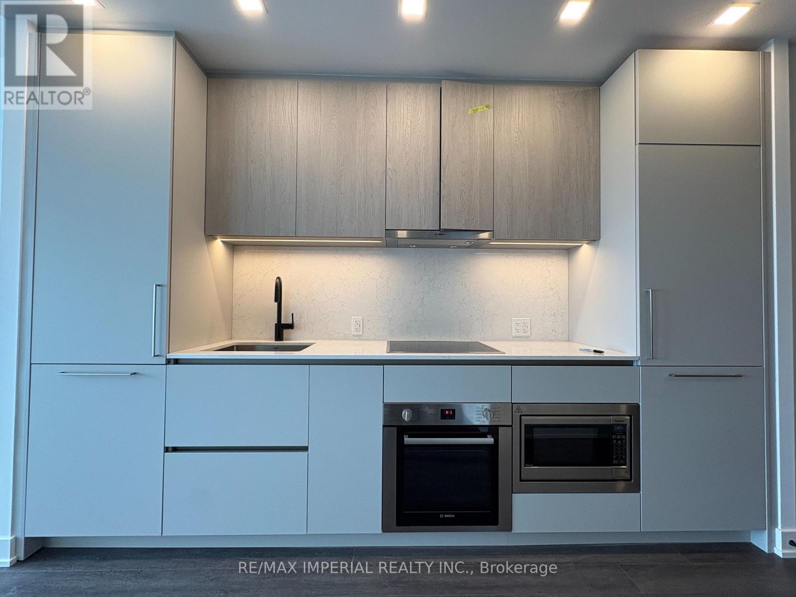 3901 - 609 Sherbourne Street, Toronto, Ontario  M4X 0A4 - Photo 11 - C13600796