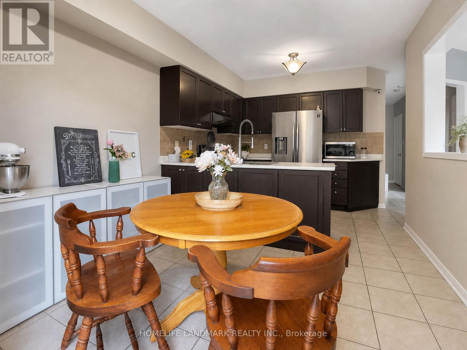 79 Jordanray Boulevard W, Newmarket, Ontario  L3X 2P8 - Photo 13 - N13598968