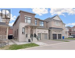 76 MAPLE FIELDS CIRCLE, Aurora, Ontario